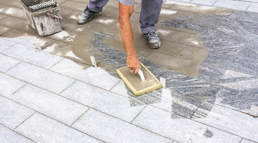 Expert Emergency Roof Repairs services in Ayr, ND